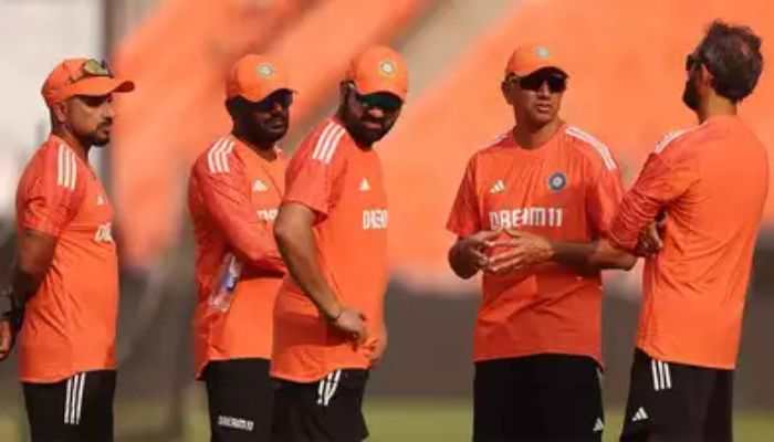 Rahul Dravid Chooses Equal Bonus As Support Staff, Declines Extra Reward After Winning T20 World Cup 2024: Report Rahul Dravid Chooses Equal Bonus As Support Staff, Declines Extra Reward After Winning T20 World Cup 2024: Report