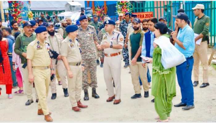 IGP Kashmir Chairs Coordination &amp; Security Meeting for Amarnath Yatra