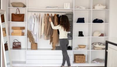 The Small Wardrobe: Maximize Your Closet and Simplify Your Life