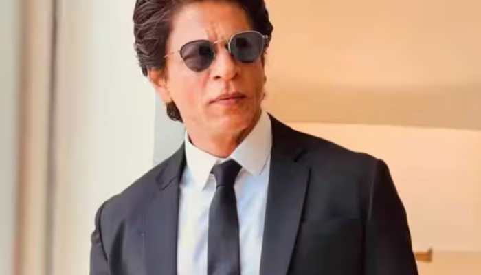 Shah Rukh Khan To Undergo Eye Surgery In US: Reports