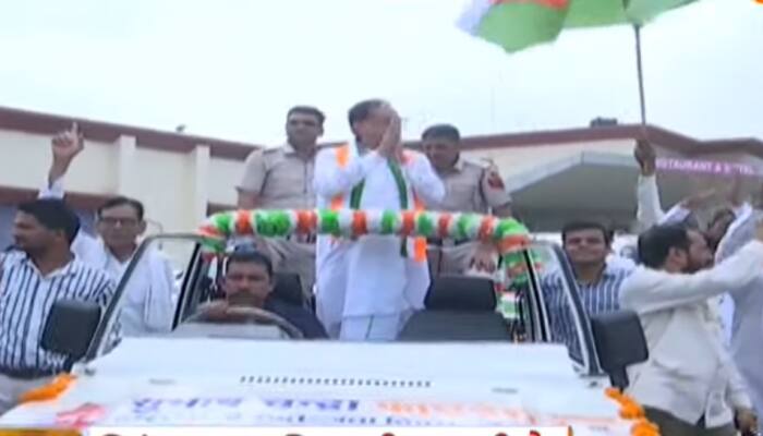 Dr Subhash Chandra Leads Tiranga Yatra In Haryana&#039;s Hisar, Focus On Women Empowerment