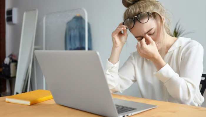 Digital Eye Strain In Humid Weather? Check Precautions And Prevention