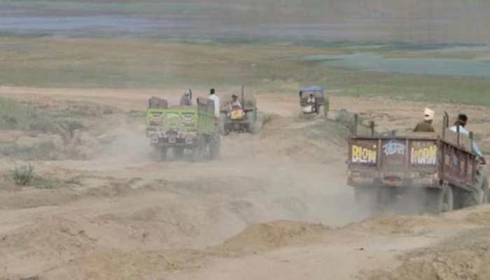 Sand Mafia Tries To Kill MP Revenue Official By Dashing Tractor Trolley Against His Vehicle 