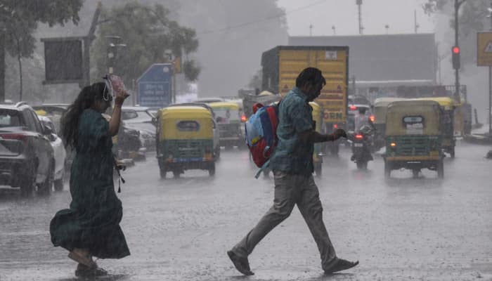 Delhi Rain: Minto Road, CP Streets Flooded; Check Traffic Advisory | 10 Videos