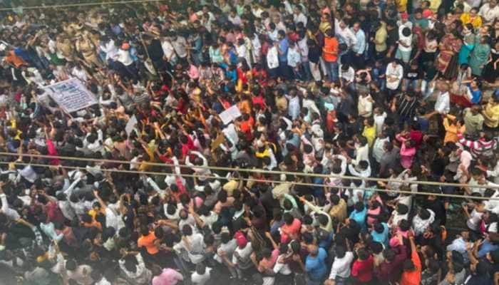 Badlapur Protest: 12 Outstation Trains Diverted; Railways Arranges Buses For Stranded Commuters