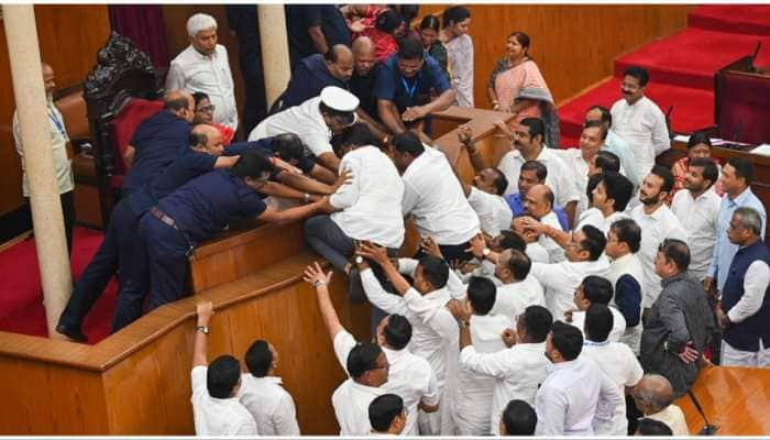 Chaos Erupts In Odisha Assembly As BJD MLAs Try To Climb Speaker&#039;s Podium -WATCH