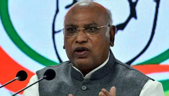 ‘U Stands For Modi Govt&#039;s U-Turn&#039;: Mallikarjun Kharge Hits Out At Centre Over Unified Pension Scheme