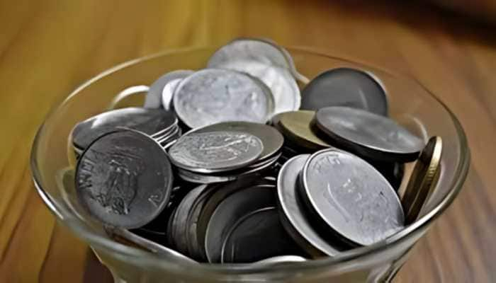 Rupee Closes 3 Paise Higher at 83.87 Against US Dollar