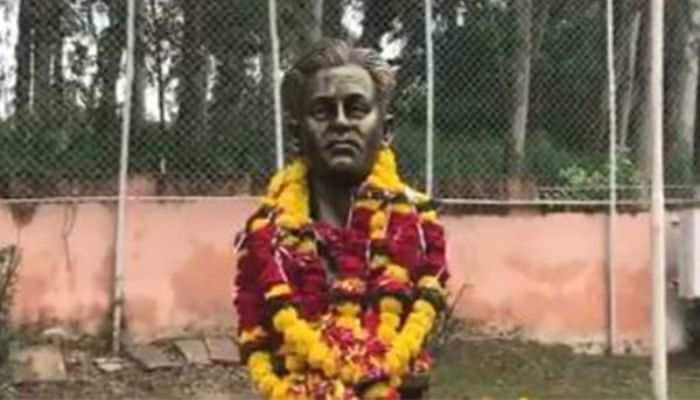 National Sports Day 2024: Major Dhyan Chand&#039;s Statue Unveiled By Son Ashok Kumar