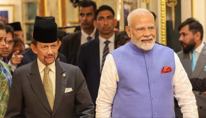 PM Modi Arrives In Singapore For Two-Day Visit After &#039;Productive&#039; Brunei Visit