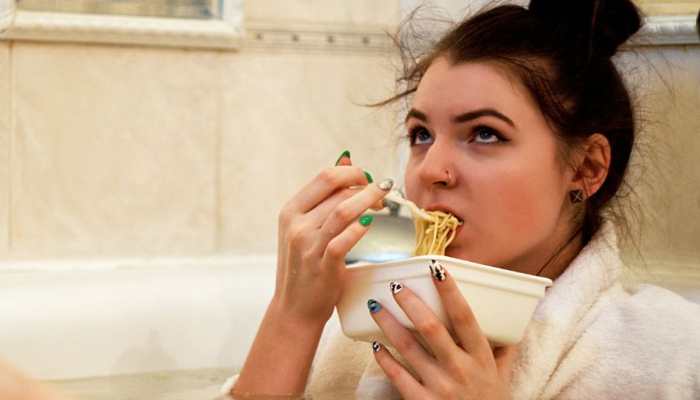 Binge Eating:  Tips to Stop Overeating &amp; Regain Control Over Your Diet