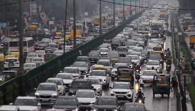 Waterlogging In Gurugram As Heavy Rain Causes Trouble To Commuters | VIDEO