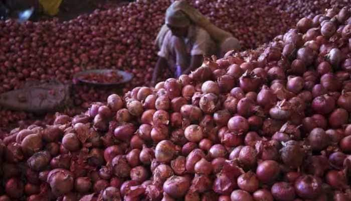 Onions Selling At Rs 35/Kg In THESE Locations Of Delhi, NCR, Mumbai --Check Here