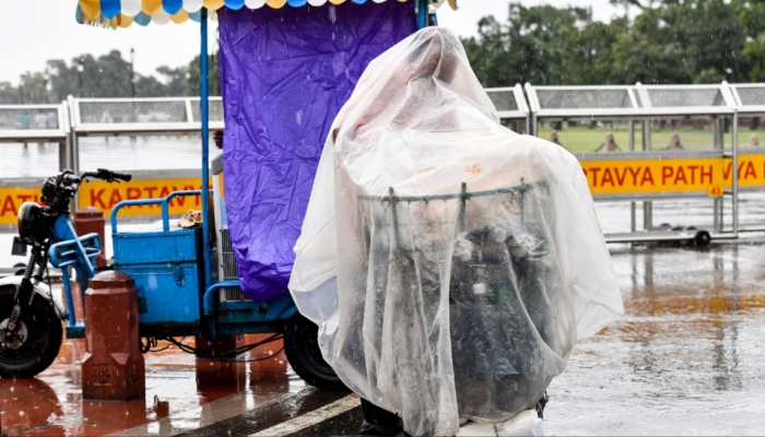 Delhi NCR Weather: Rain Lashes Parts Of Capital, IMD Predicts More Showers Delhi NCR Weather: Rain Lashes Parts Of Capital, IMD Predicts More Showers
