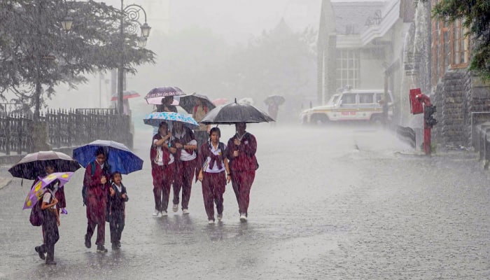 47 Roads Closed In Himachal, 3 Districts Under Risk Of Low Flash Floods 