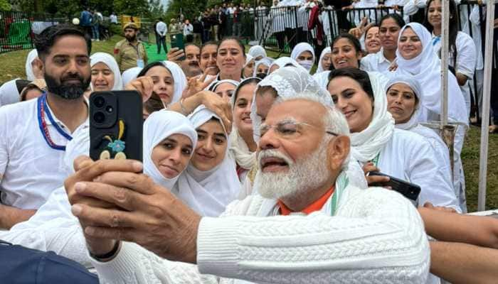 J&amp;K Polls: Has BJP Accepted Its Slim Chances Of Victory In The Valley? | Analysis