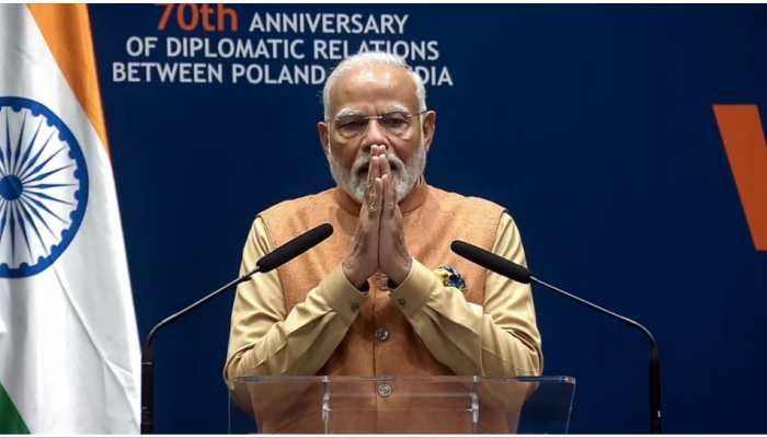 PM Modi, Amit Shah Extend Greetings On Hindi Diwas, Celebrate 75 Years Of Hindi As Official Language