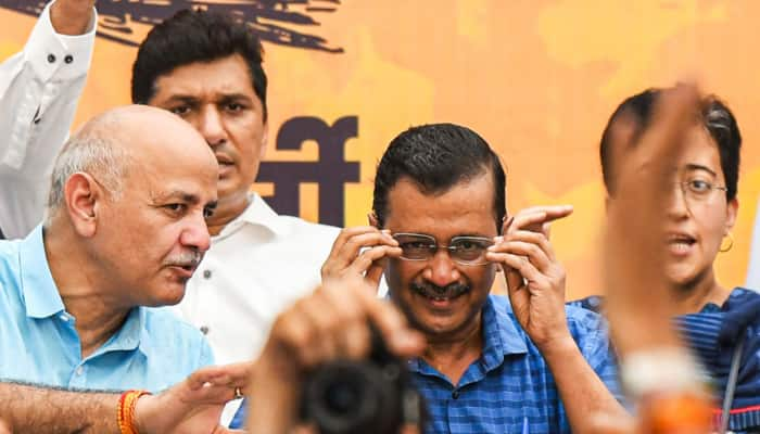 AAP&#039;s Manish Sisodia To Meet Arvind Kejriwal To Decide On New Delhi CM Today