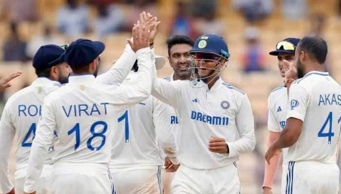 Ravichandran Ashwin Gets Bullied In Flight From Chennai To Kanpur, Video Goes Viral - Watch