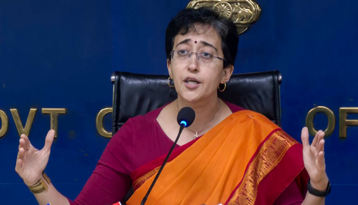 Atishi Promises Pot-Hole Free Roads In Delhi Before Diwali; CM, Ministers To Inspect Atishi Promises Pot-Hole Free Roads In Delhi Before Diwali; CM, Ministers To Inspect
