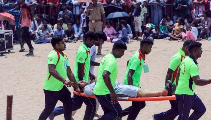 IAF&#039;s Chennai Air Show Turns Tragic As 3 Spectators Die, Over 200 Hospitalised