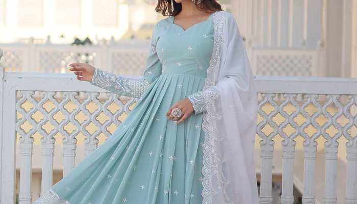 Autumn Elegance: Women's Gowns for Fall Events