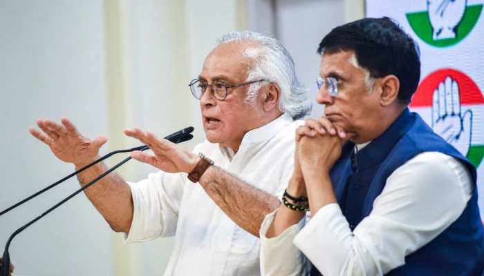 Cong Holds Review Meeting On Haryana, Top Brass Deliberates Reasons For 'Unexpected' Poll Results Cong Holds Review Meeting On Haryana, Top Brass Deliberates Reasons For 'Unexpected' Poll Results