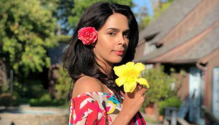 Mallika Sherawat Was Once Called A Burden, Mom Slipped Into Depression As Family Didn't Want A Girl Child 