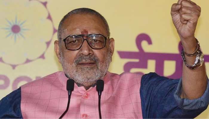  Giriraj Singh Slams Akhilesh Yadav For Silence On Bahraich Incident