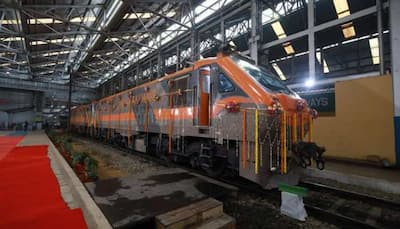 Amrit Bharat Express Trains: Indian Railways Launches First Converted Aerodynamic WAP-5 Electric Locos; Check It's Features 