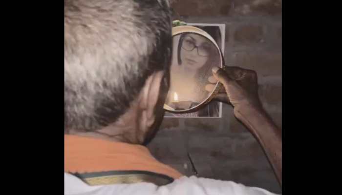 Karwa Chauth With A Twist: Elderly Man Keeps 'Vrat' For Mia Khalifa; Video Goes Viral