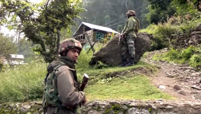 J&amp;K Police Arrest Terrorist Associate In Handwara, Arms Recovered
