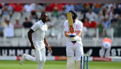 india team number one bowler