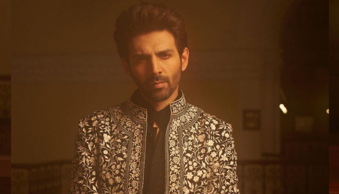 Kartik Aaryan Lauded For 'Gladiator-Like Courage' By Film Exhibitor Ahead Of Bhool Bhulaiyaa 3 Release Kartik Aaryan Lauded For 'Gladiator-Like Courage' By Film Exhibitor Ahead Of Bhool Bhulaiyaa 3 Release
