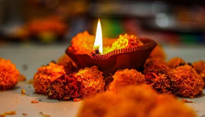 How To Celebrate Diwali Spiritually? A Guide To Inner Illumination How To Celebrate Diwali Spiritually? A Guide To Inner Illumination