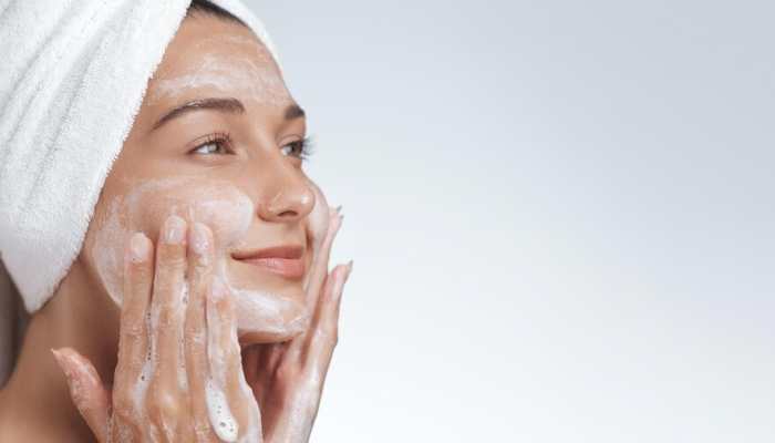 Great Festive Sale: Offers On Amazing Face Washes