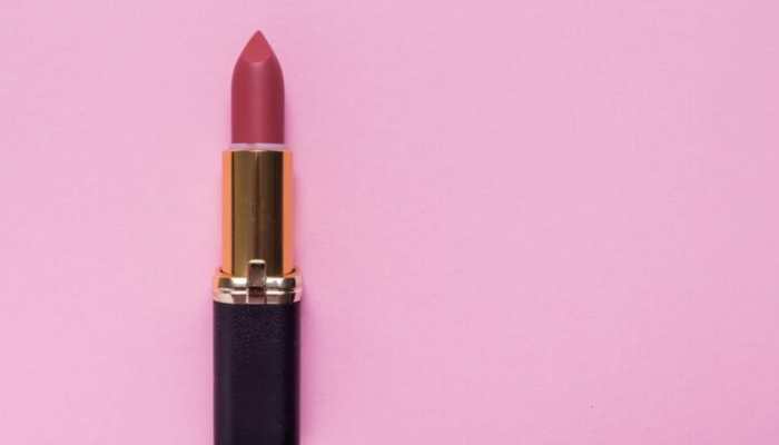 Trendy lipsticks from top brands: Grab Up to 60% Off on Beauty and Makeup Products at Myntra