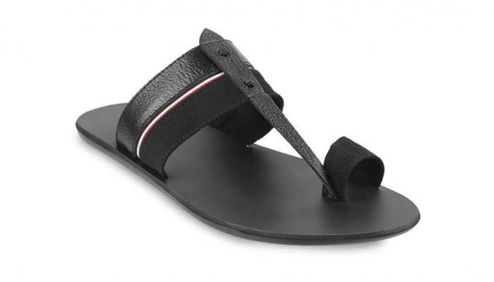 Grab Up to 60% Off Today: Myntra’s Best Men’s Ethnic Sandals for Comfort &amp; Style