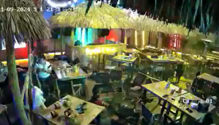 Gun Rampage In Mexico’s Bar Leaves 10 Dead, 7 Injured: WATCH Gun Rampage In Mexico’s Bar Leaves 10 Dead, 7 Injured: WATCH