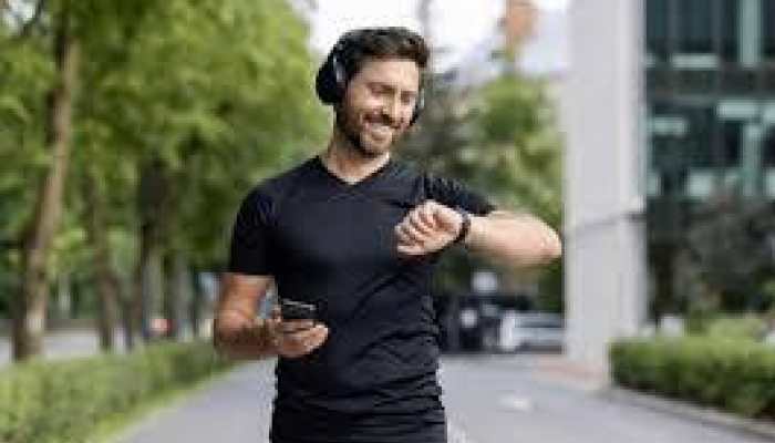 Smart Deal With Branded Smartwatches On Myntra
