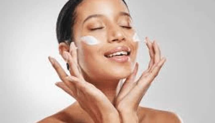 Exclusive Deals On Top Moisturizers at Myntra