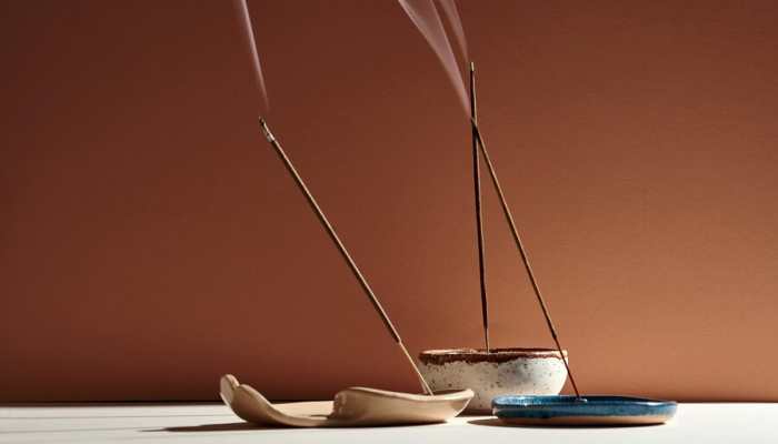 From Traditional to Modern: A Guide to Agarbatti Holder Styles