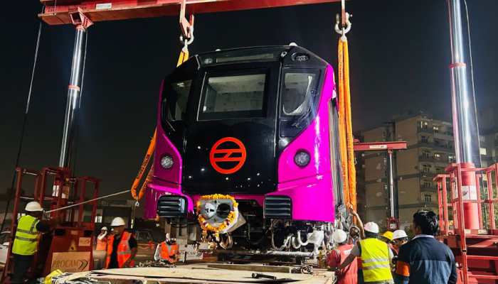First 6-Coach Train For Metro's Phase-IV Operation Reaches Delhi: DMRC First 6-Coach Train For Metro's Phase-IV Operation Reaches Delhi: DMRC