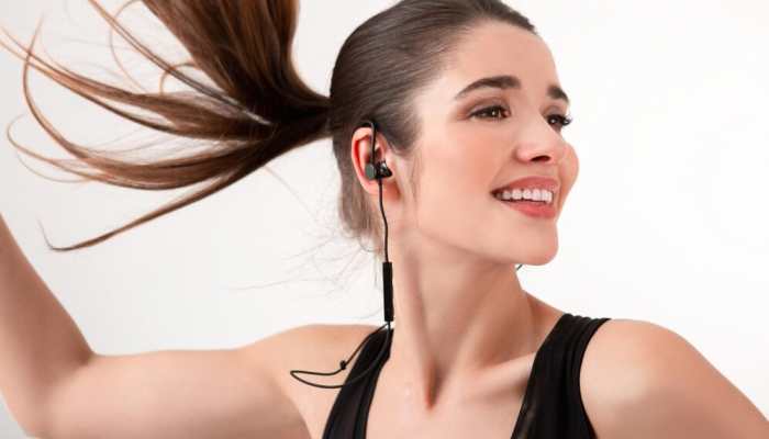 Neckband Nirvana: The Best Wireless Neckbands Neckband Nirvana: The Best Wireless Neckbands