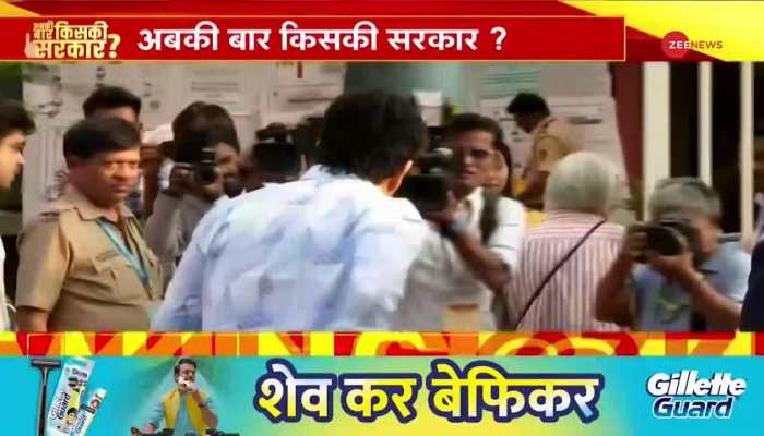Master Blaster Sachin Tendulkar reaches to cast vote in Mumbai