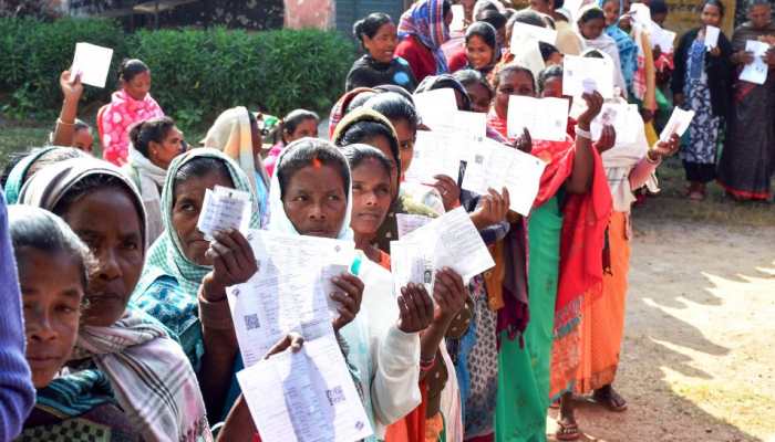 MP Assembly Bypolls: Cong Leading In Budhni, BJP In Vijaypur In Early Trends