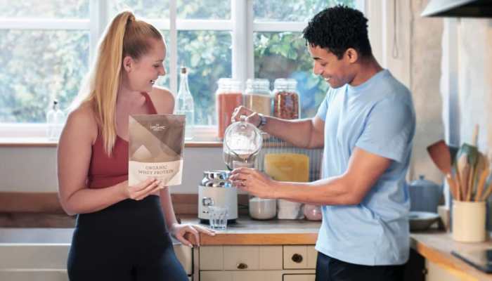 TOP 5 HEALTH BENEFITS OF WHEY PROTEIN FOR MUSCLE 