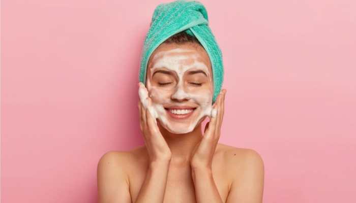 5 Simple Daily Practices for Maintaining Healthy Skin