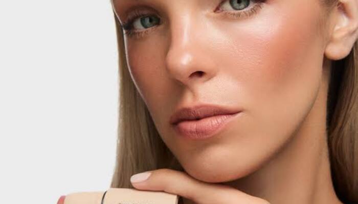 Blush Sticks: The Ultimate Guide to Easy, Buildable Color for Your Cheeks