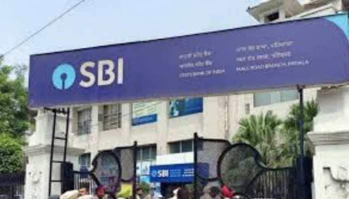 Good News For Saving Account Holders; Soon, You Can Add Four Nominees - Details